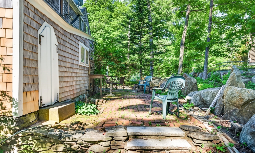 17 South Main Street Petersham, MA 01366 - Photo 27 of 42