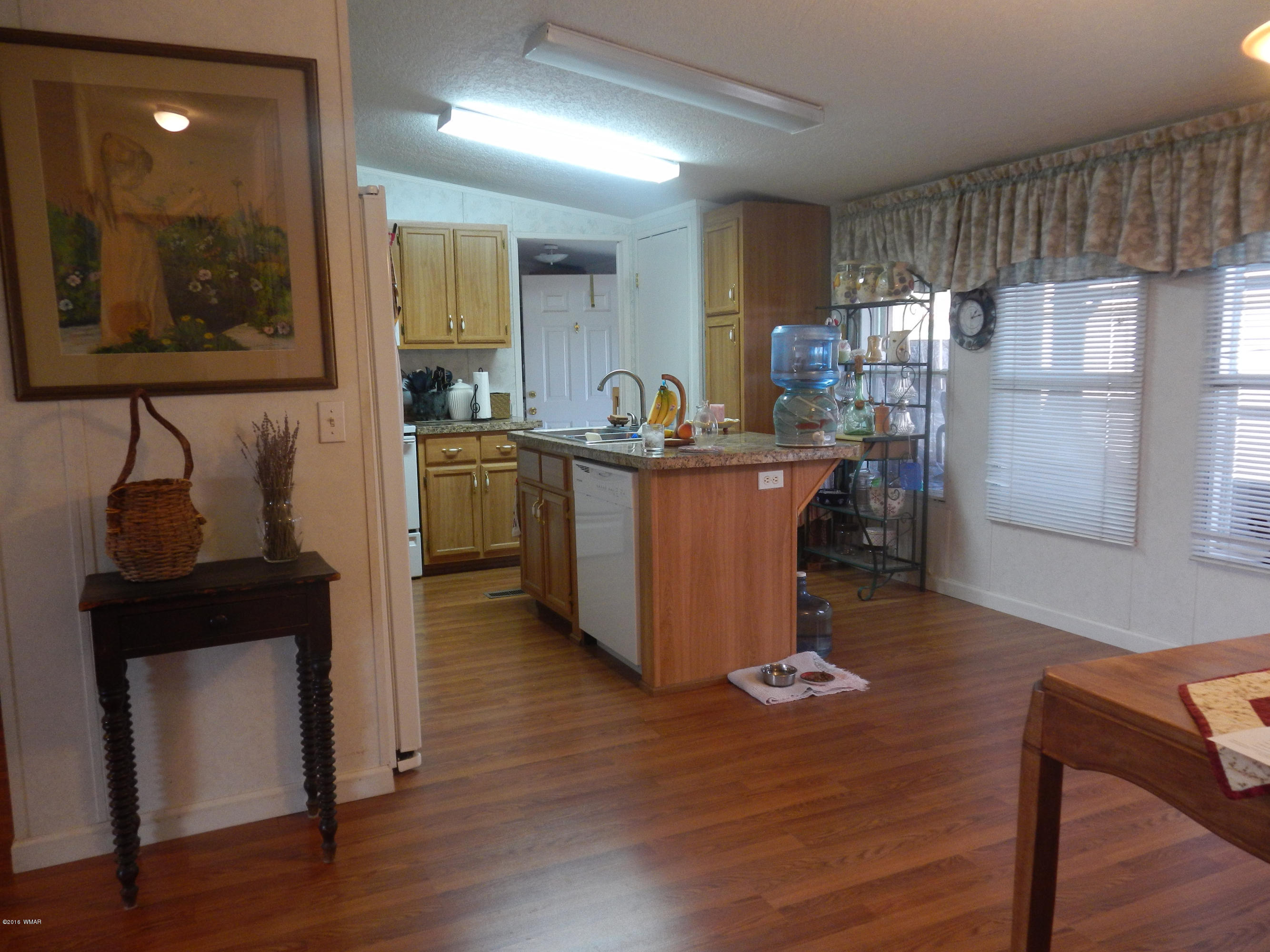 6922 Aces High Road, Unit A Show Low, AZ 85901 - Photo 10 of 22 Gallery Image 10
