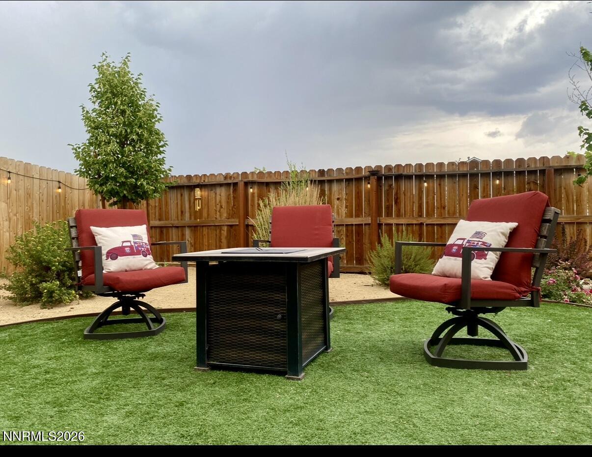8803 Sky Wind Road Reno, NV 89506 - Photo 2 of 24 Back yard