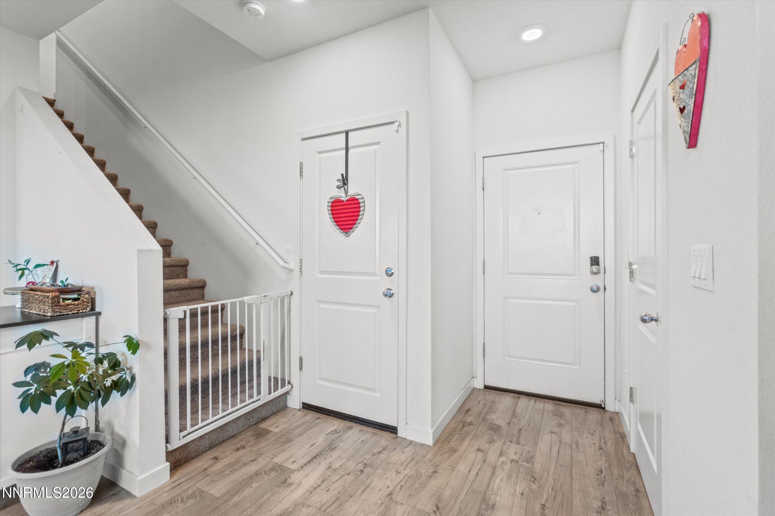 8803 Sky Wind Road Reno, NV 89506 - Photo 4 of 24 02-0Y7A1813