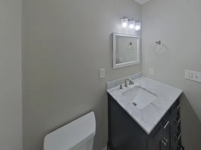 $3,039 | 21313 Independence Avenue, Lakeville, MN 55044