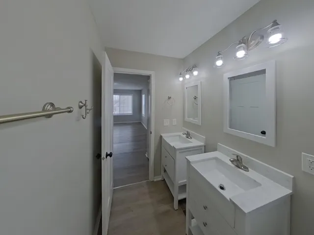 $3,039 | 21313 Independence Avenue, Lakeville, MN 55044