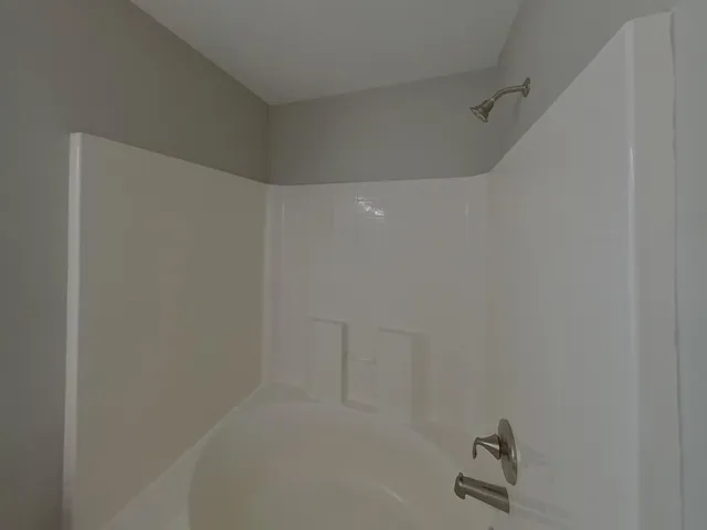 $3,039 | 21313 Independence Avenue, Lakeville, MN 55044