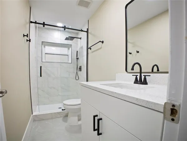 $299,900 | 196 West Lake Damon Drive, Avon Park, FL 33825