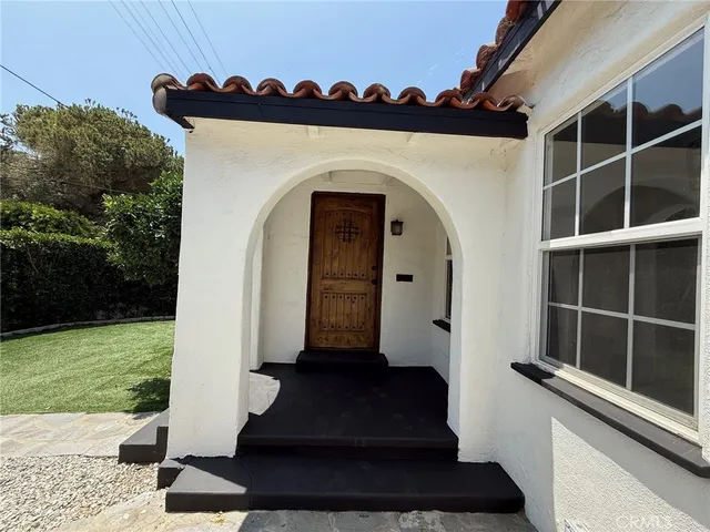 a view of a door of the house