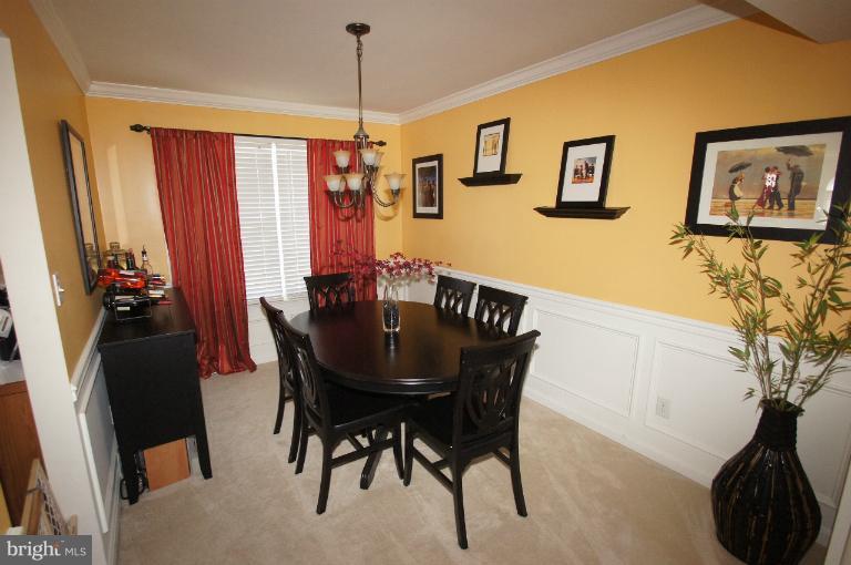 11343 Holter Road White Marsh, MD 21162 - Photo 8 of 27 Dining Room