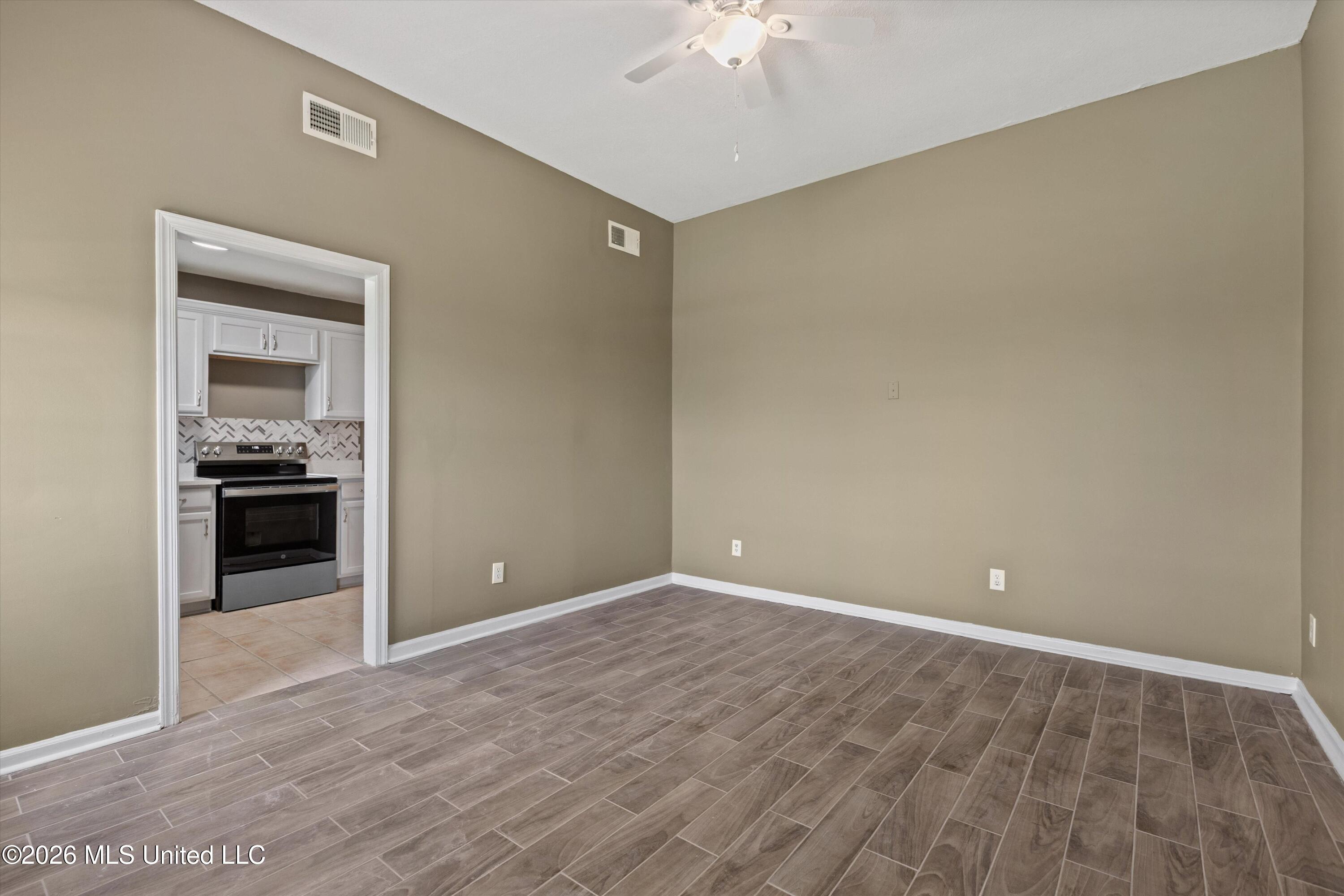 162 Forest Hill Road Byhalia, MS 38611 - Photo 14 of 28 14-162 Forest Hill Rd - 014