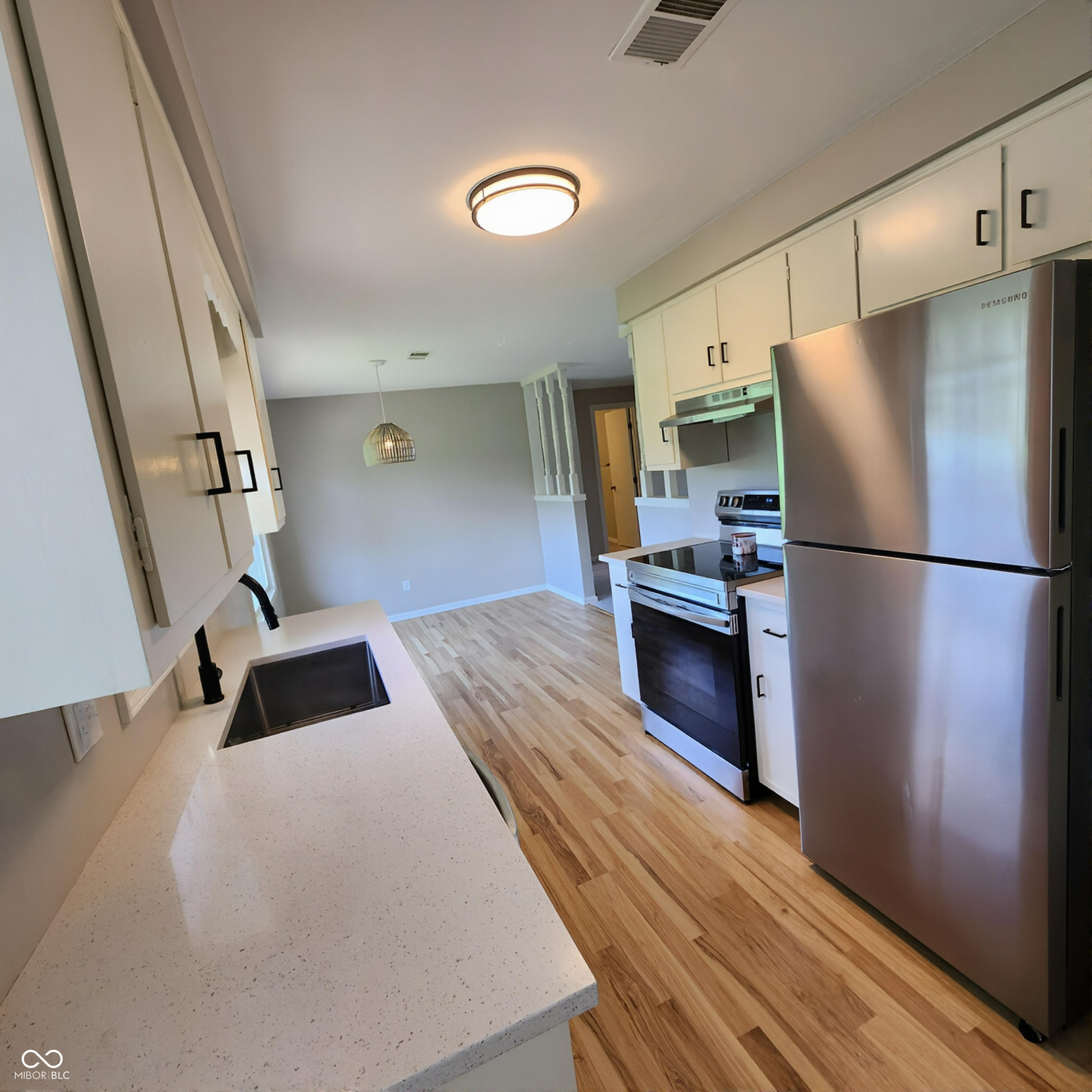 1901 Alhambra Drive Anderson, IN 46013 - Photo 2 of 14