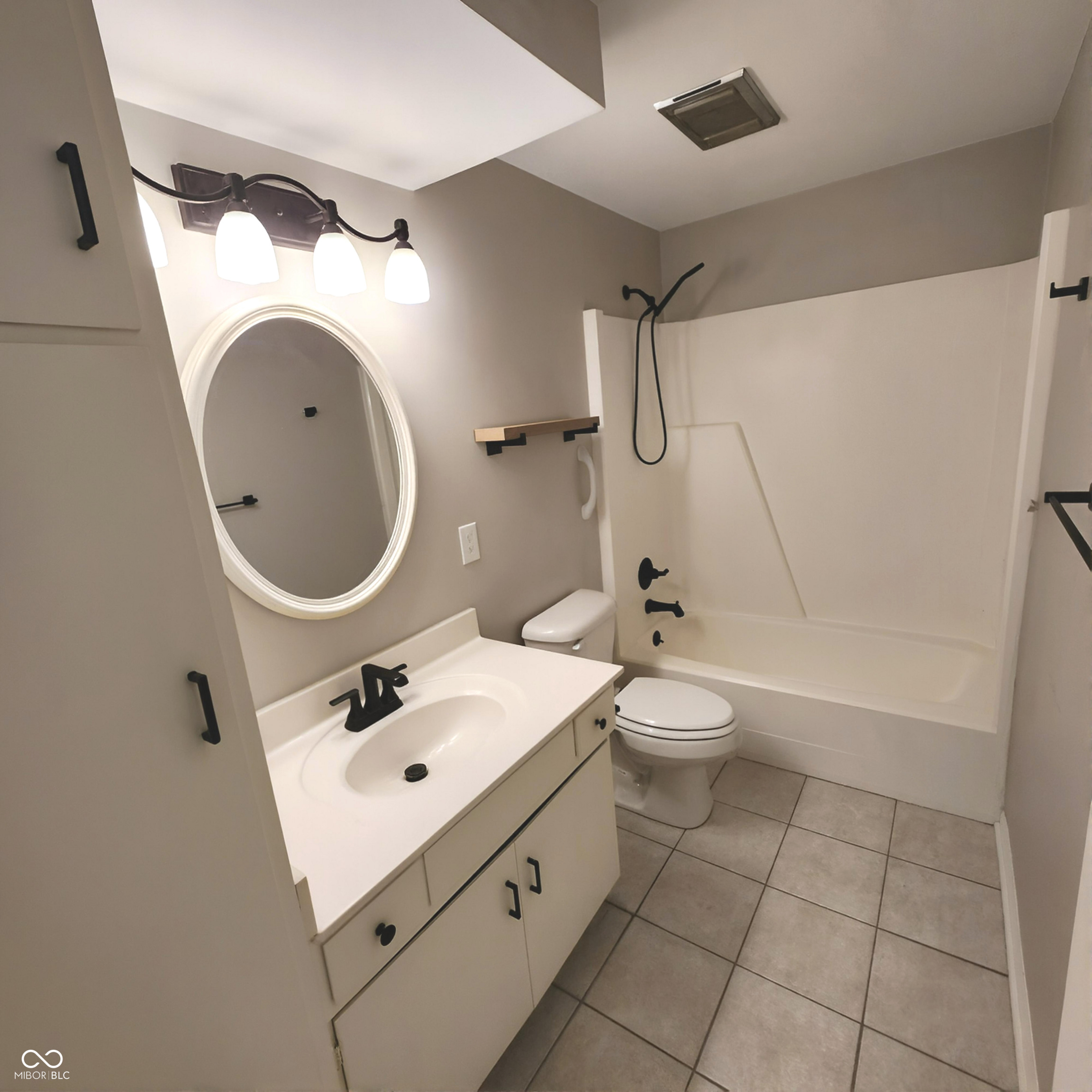 1901 Alhambra Drive Anderson, IN 46013 - Photo 7 of 14