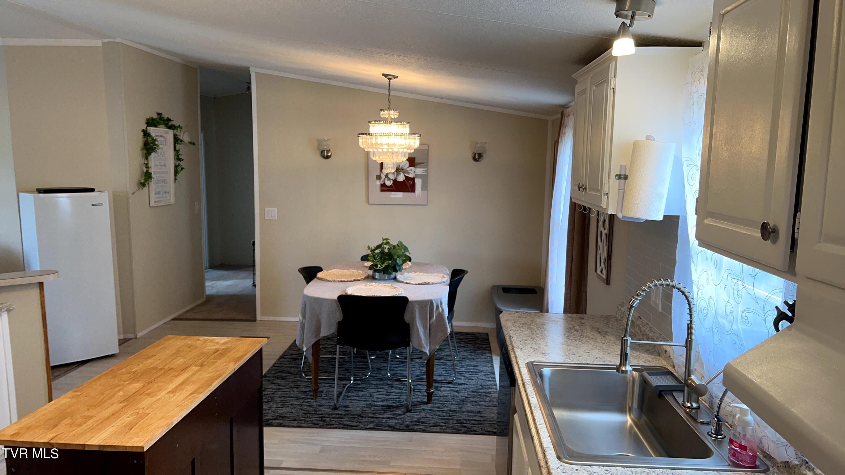 7635 Snapps Ferry Road Chuckey, TN 37641 - Photo 12 of 44 EBFDF18B-6E63-4CED-B2AC-7C73DC260356