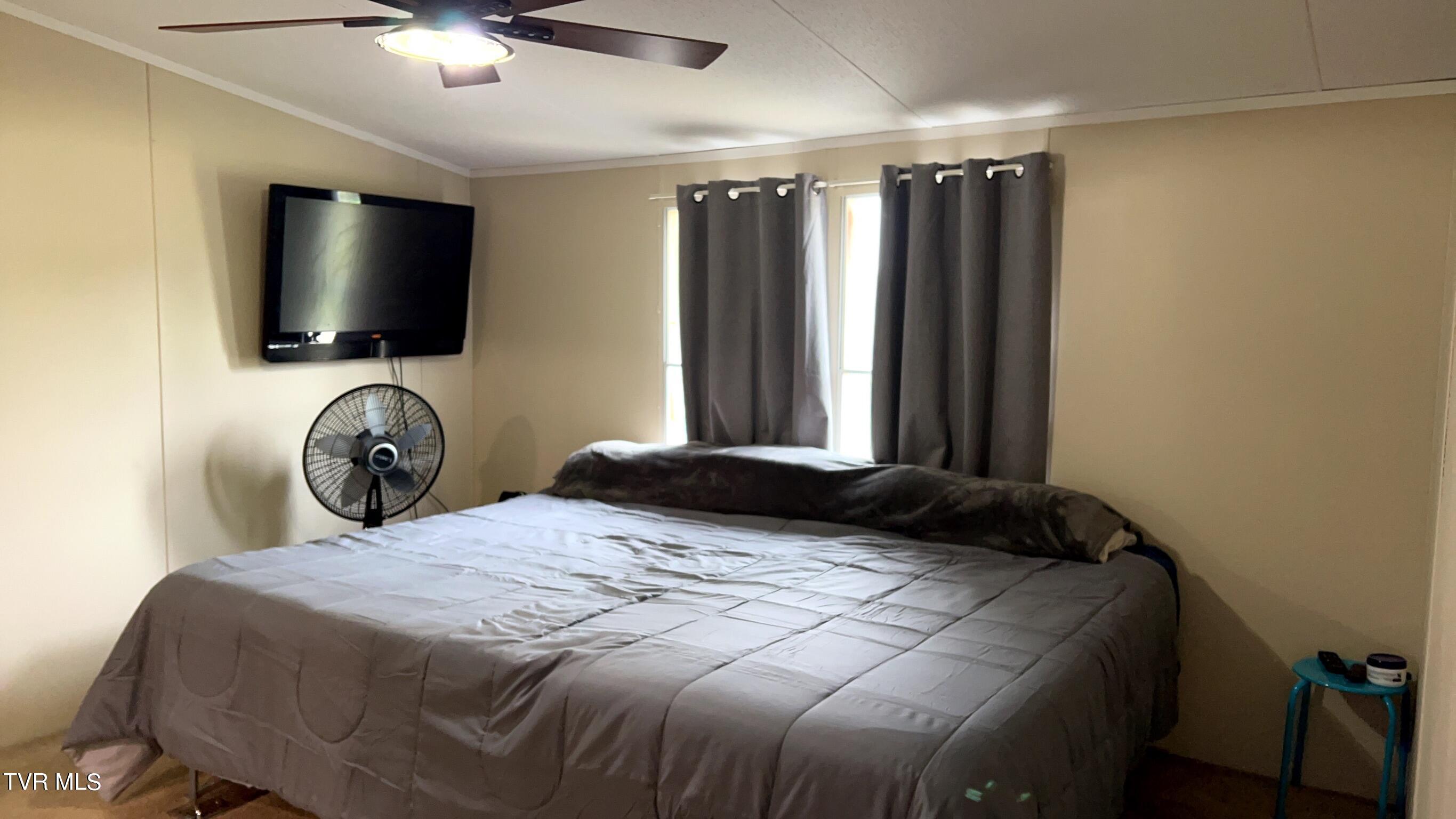 7635 Snapps Ferry Road Chuckey, TN 37641 - Photo 23 of 44 50E96072-FD1F-4245-8D62-BBAF42159485