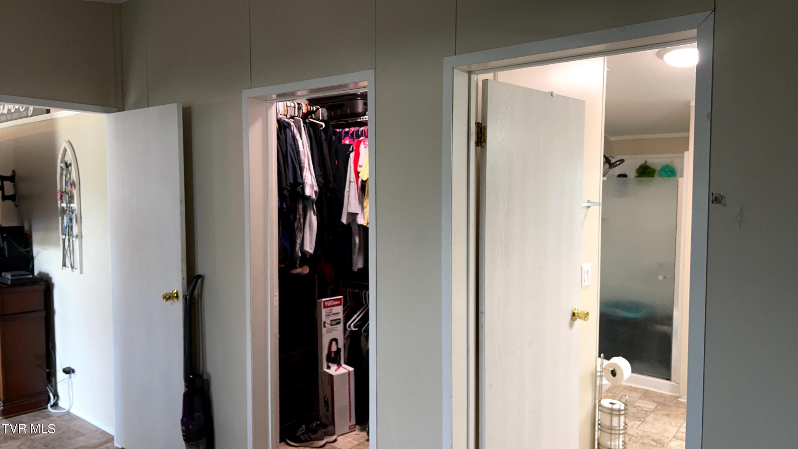 7635 Snapps Ferry Road Chuckey, TN 37641 - Photo 26 of 44 213734F9-5411-46B1-90EC-BCBEE93C95E2