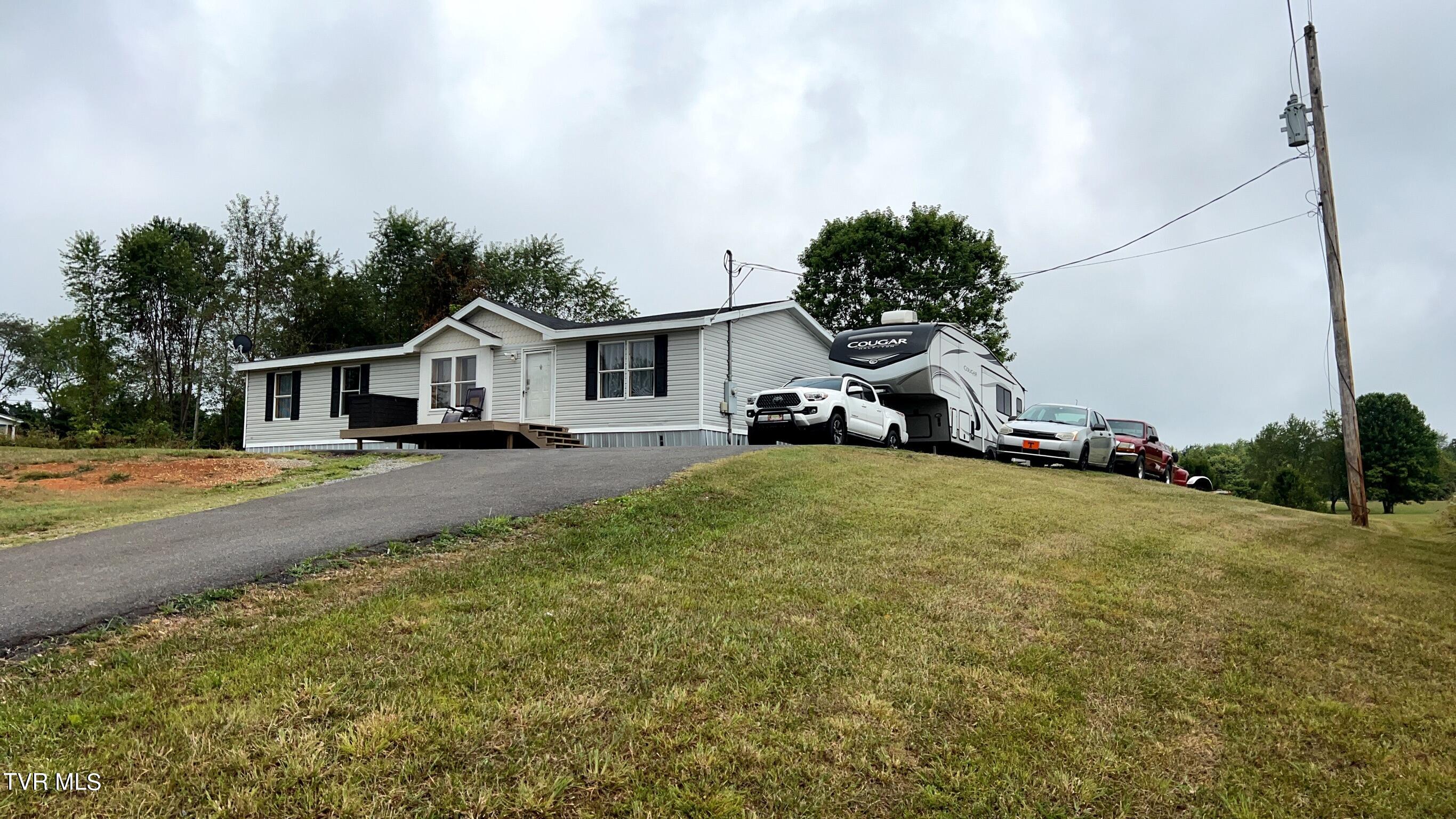 7635 Snapps Ferry Road Chuckey, TN 37641 - Photo 3 of 44 849211D4-93C0-46E2-9EBD-CC141BF6BF2F