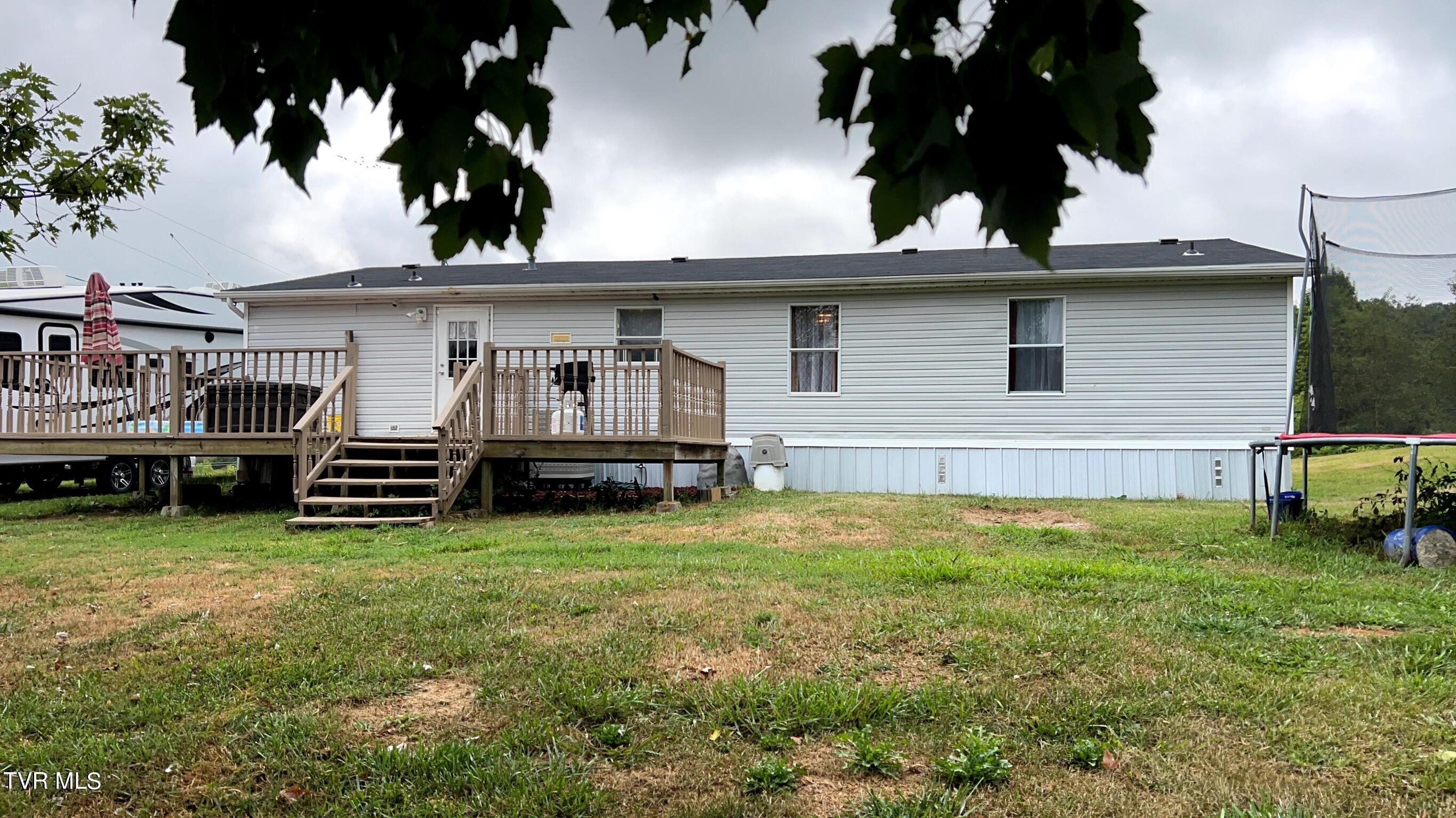 7635 Snapps Ferry Road Chuckey, TN 37641 - Photo 35 of 44 114FDA1C-8DF9-41B4-B403-11D53613399C