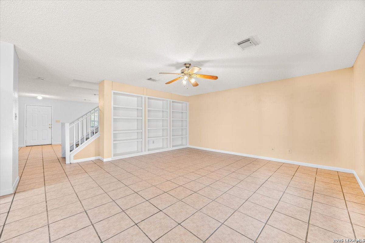797 Killarney Road Floresville, TX 78114 - Photo 11 of 66 Gallery Image 11