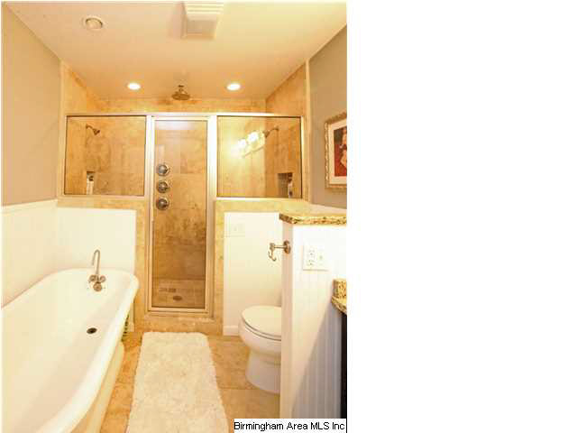 2724 Shades Crest Road Birmingham, AL 35216 - Photo 18 of 25