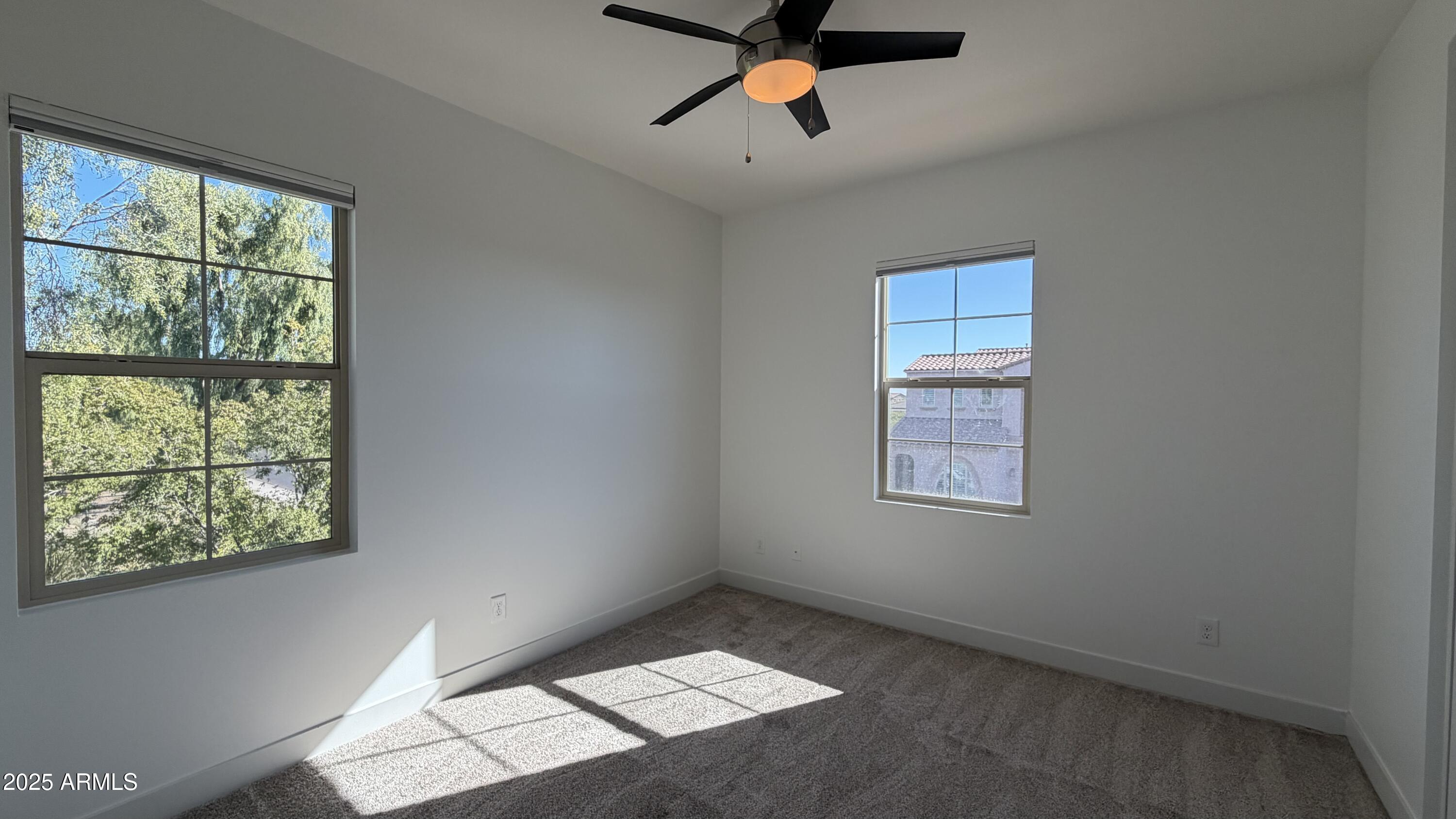 4536 East Walter Way Phoenix, AZ 85050 - Photo 40 of 50 an empty room with windows
