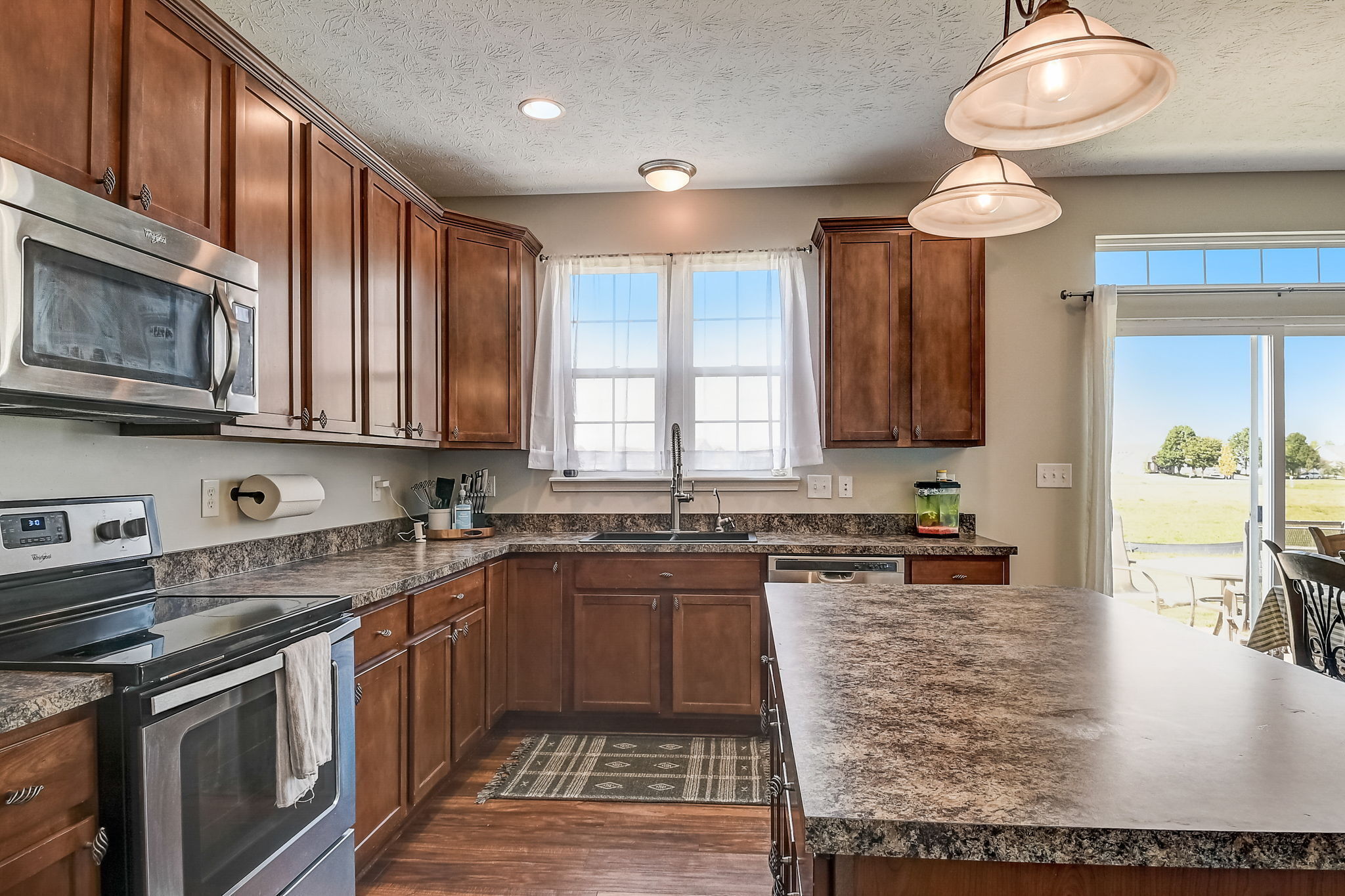 228 Elderberry Court Pendleton, IN 46064 - Photo 12 of 33