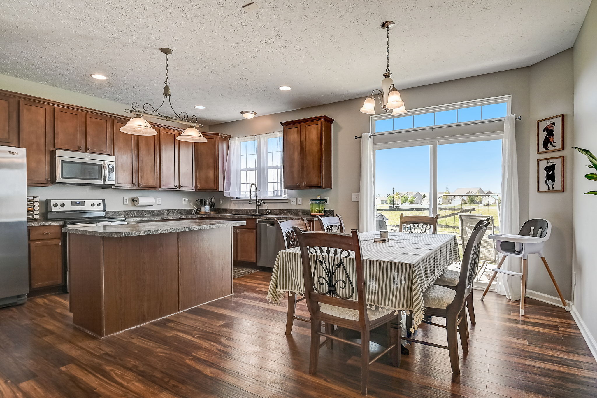 228 Elderberry Court Pendleton, IN 46064 - Photo 10 of 33