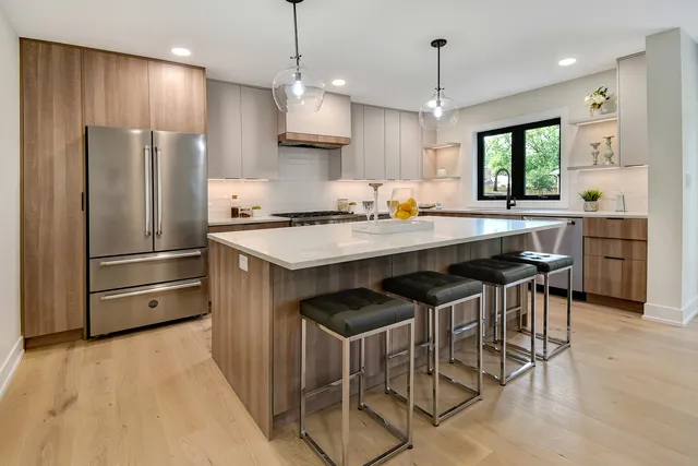 $1,298,000 | 5314 Franklin Avenue, Western Springs, IL 60558