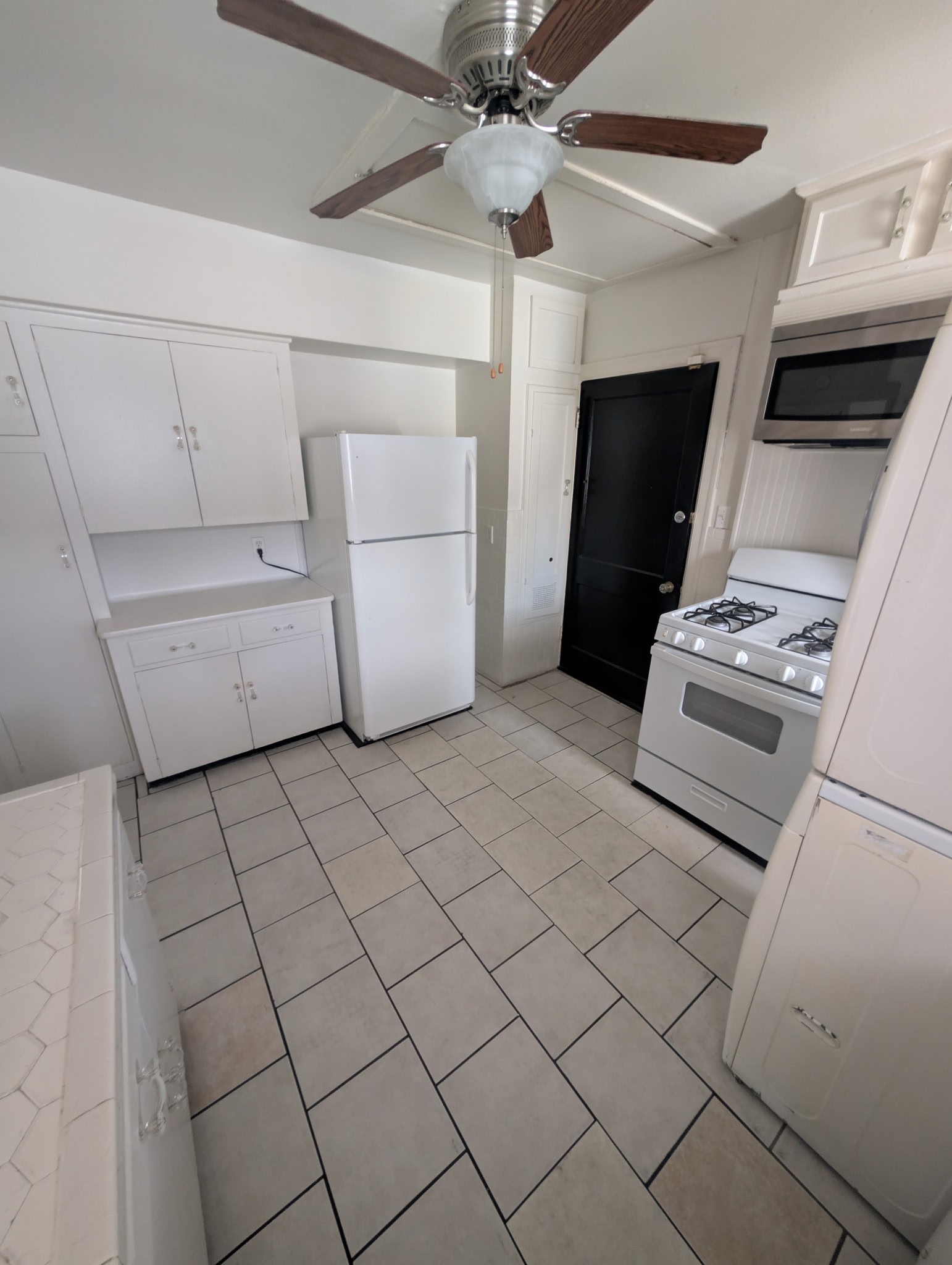5622 Chartres Street, Unit 3 Houston, TX 77004 - Photo 4 of 8