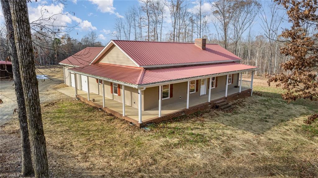 9249 Archdale Road Trinity, NC 27370 - Photo 5 of 38 Gallery Image 5