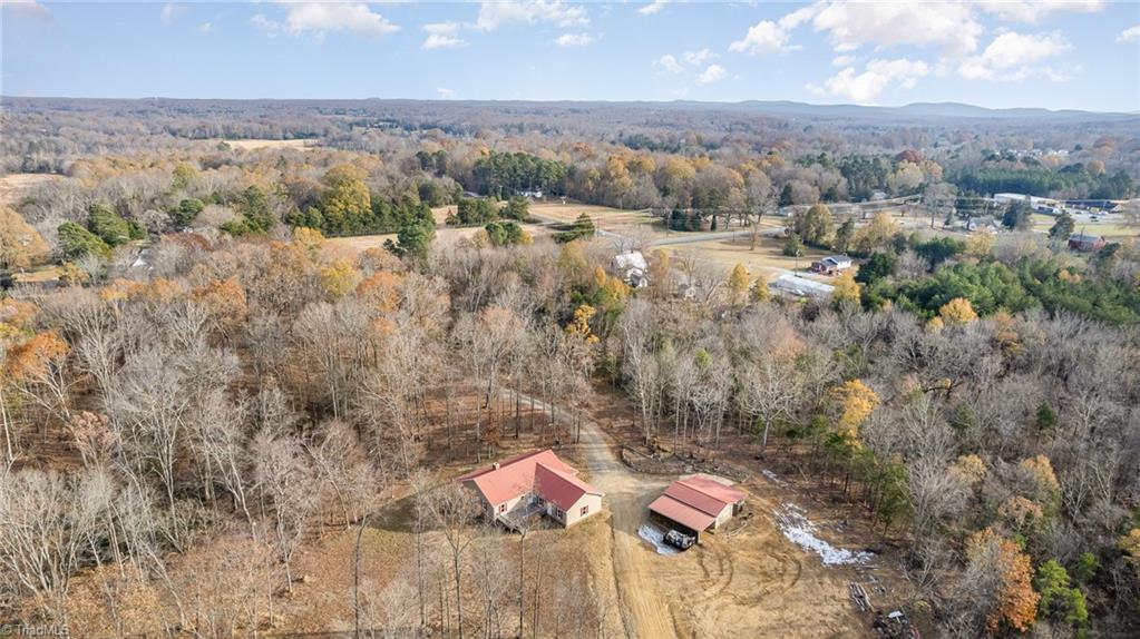 9249 Archdale Road Trinity, NC 27370 - Photo 7 of 38 Gallery Image 7