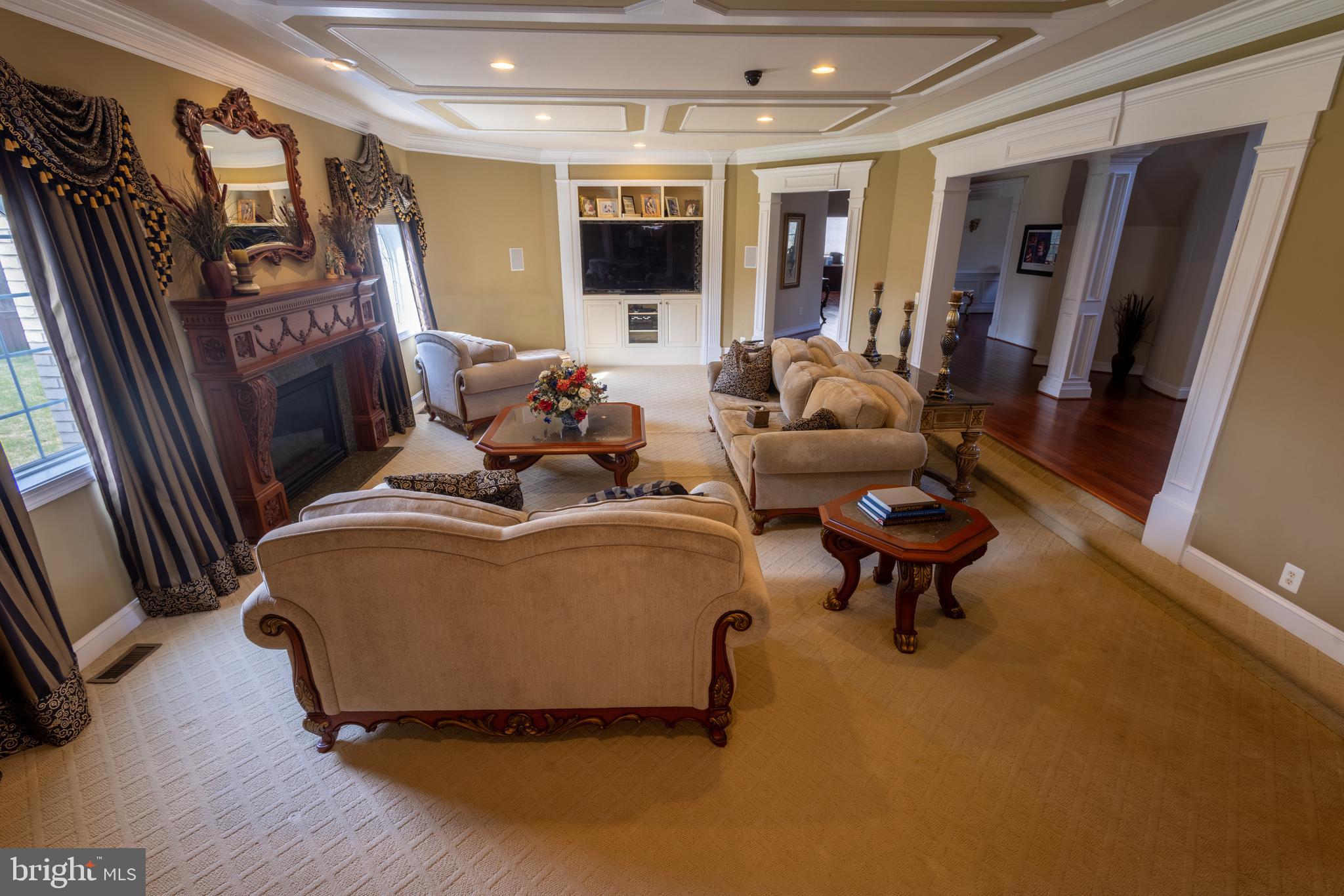 5717 Old Clifton Road Clifton, VA 20124 - Photo 4 of 40