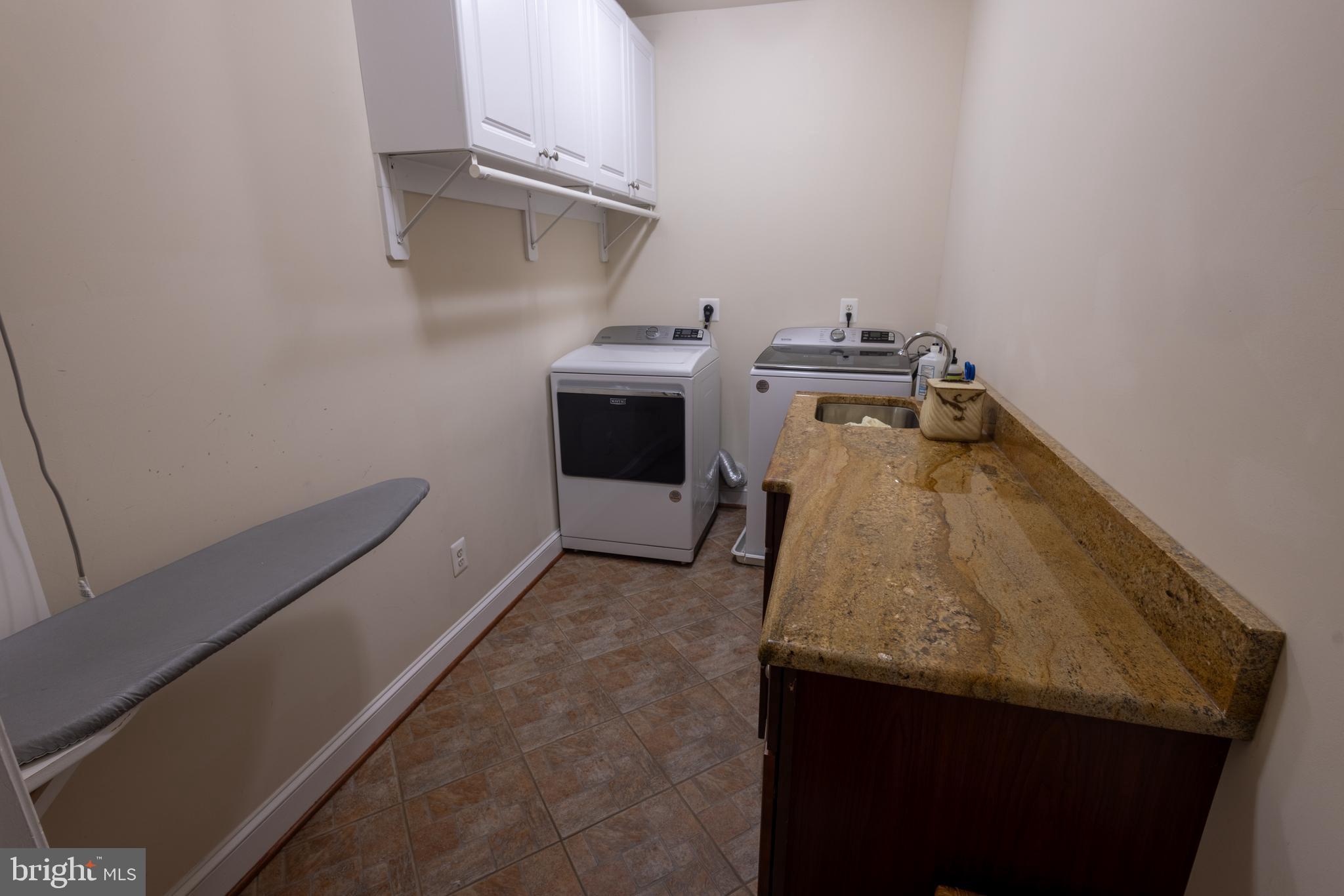 5717 Old Clifton Road Clifton, VA 20124 - Photo 10 of 40