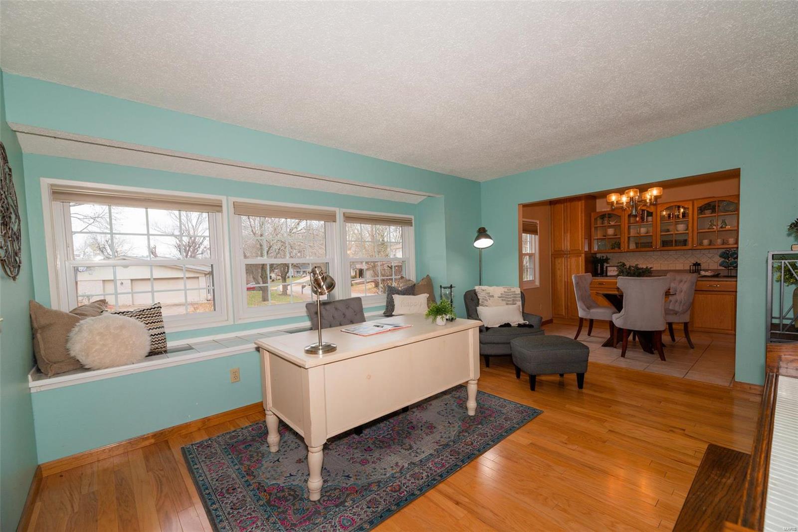 5597 Viewpoint Lane St. Louis, MO 63128 - Photo 12 of 66