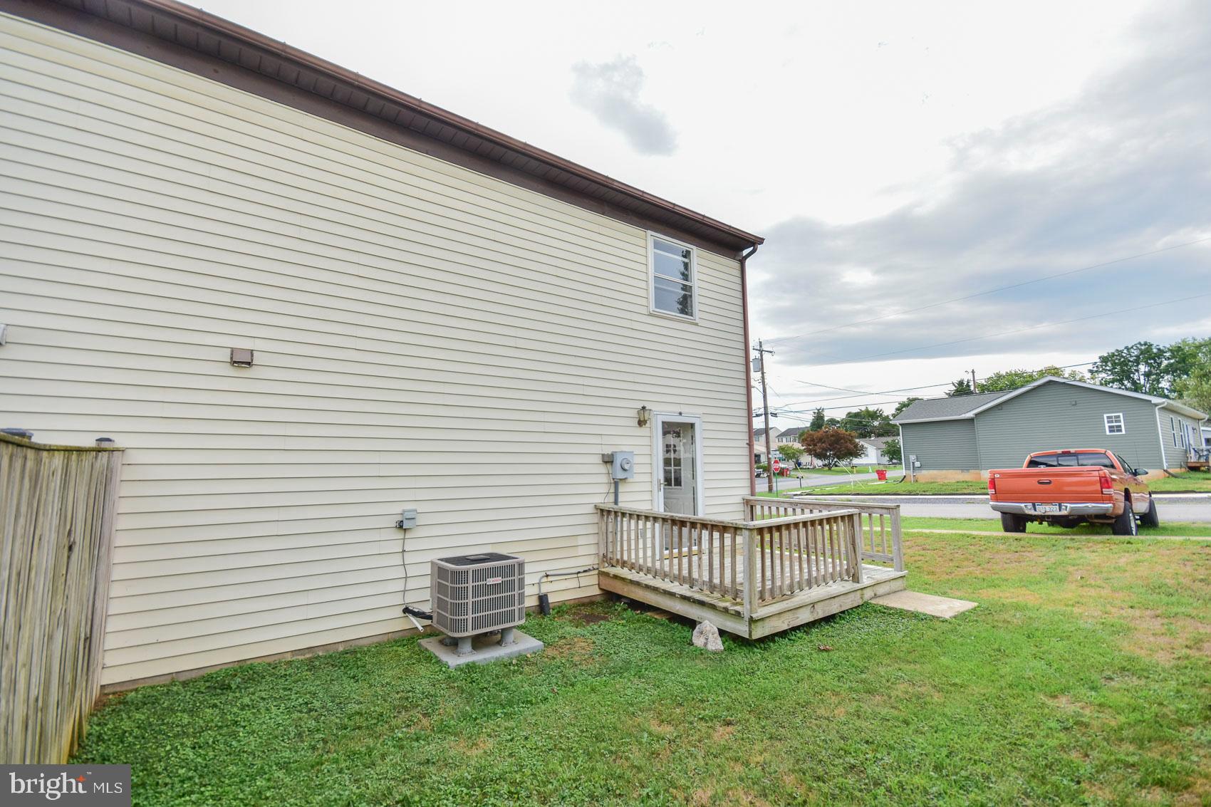 512 North Marshall Street Ranson, WV 25438 - Photo 32 of 38