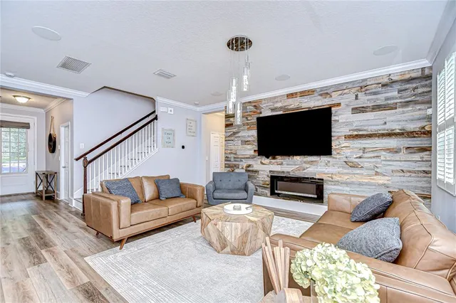 $615,000 | 6008 Shell Ridge Drive, Lithia, FL 33547