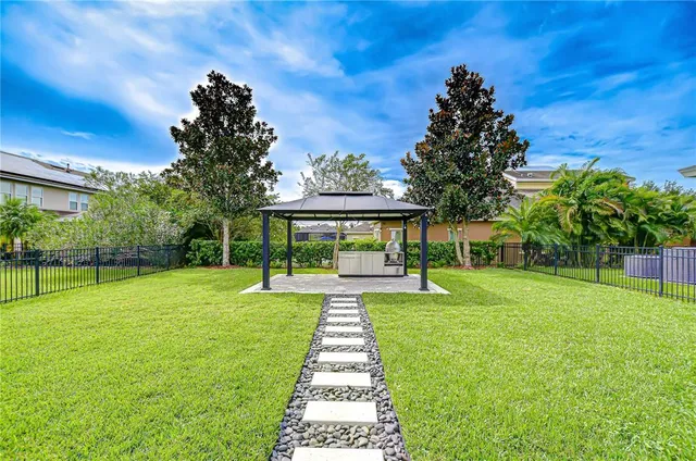 $615,000 | 6008 Shell Ridge Drive, Lithia, FL 33547