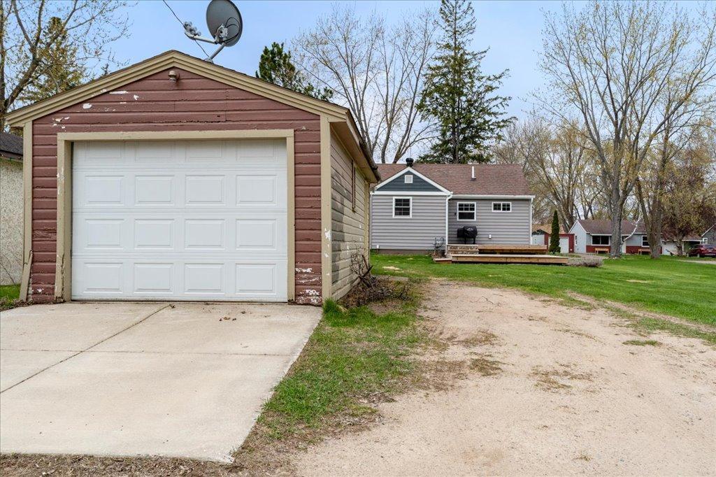 1010 9th Avenue Northeast Brainerd, MN 56401 - Photo 18 of 26