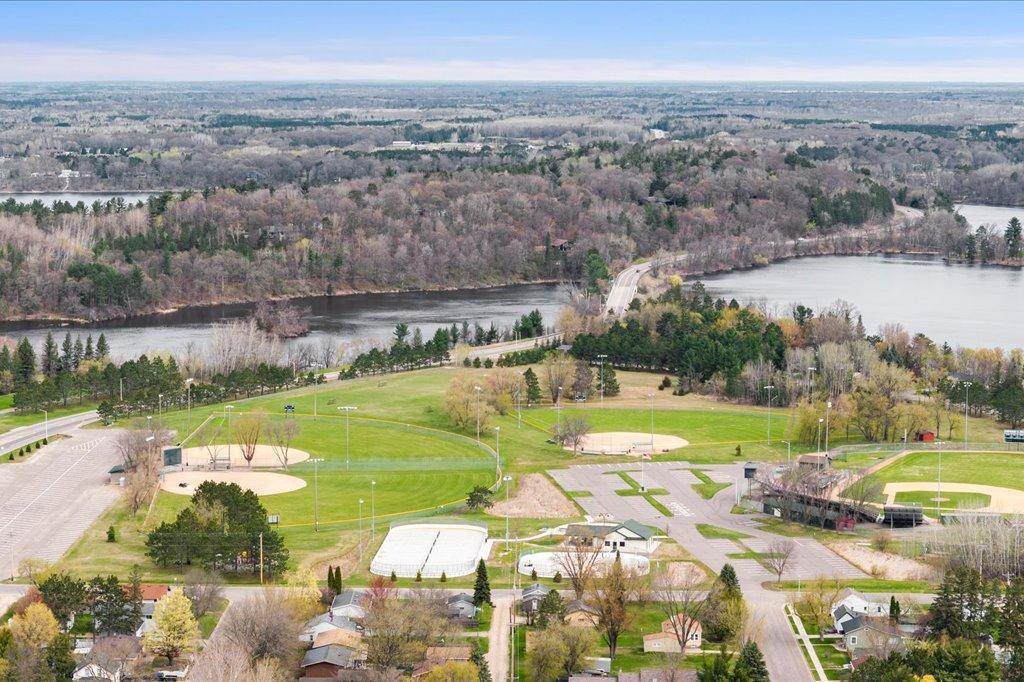 1010 9th Avenue Northeast Brainerd, MN 56401 - Photo 23 of 26