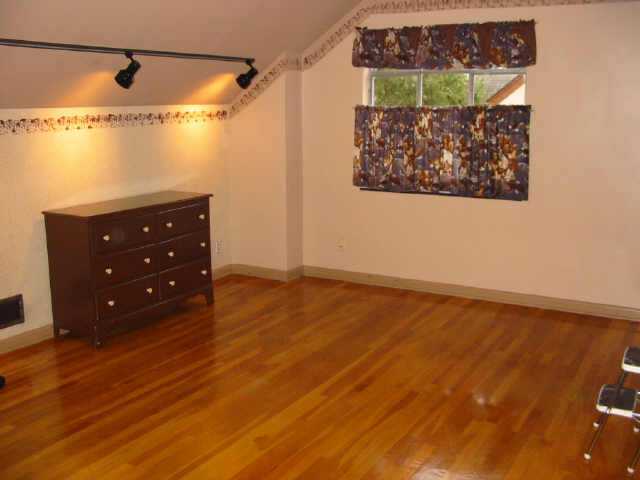 613 Enfield Road Columbus, OH 43209 - Photo 6 of 10 Gallery Image 6