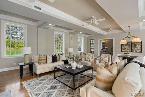 $2,988,000 | 13456 Thornhill Drive, Town and Country, MO 63131