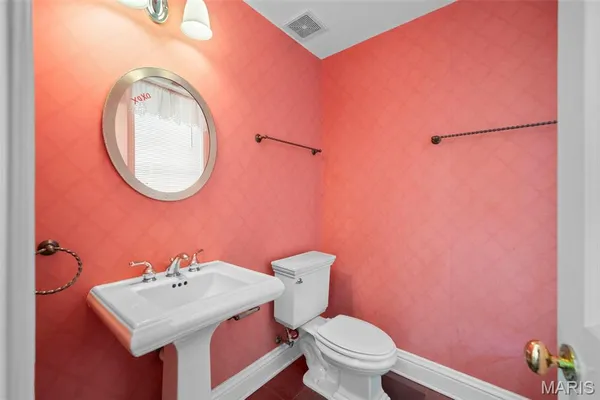 $2,988,000 | 13456 Thornhill Drive, Town and Country, MO 63131