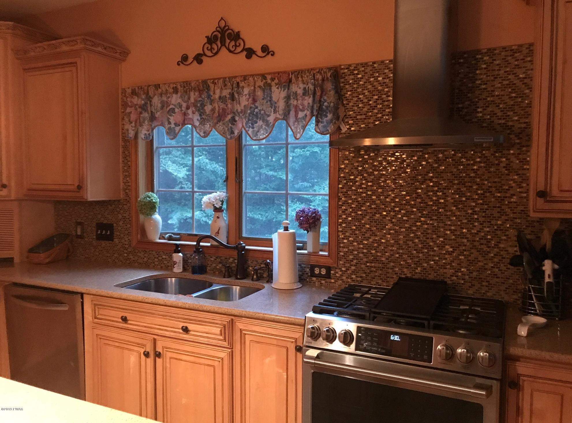 3703 Applegate Road Lake Ariel, PA 18436 - Photo 24 of 66