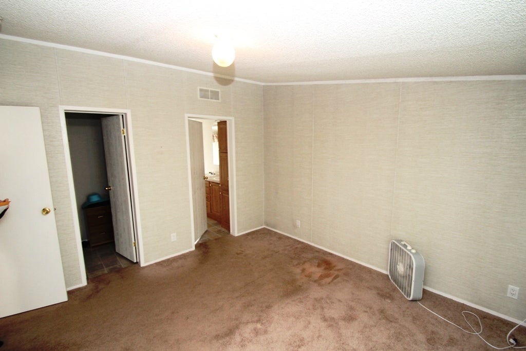 904 Raleigh Street East Rupert, WV 25984 - Photo 13 of 25 Gallery Image 13