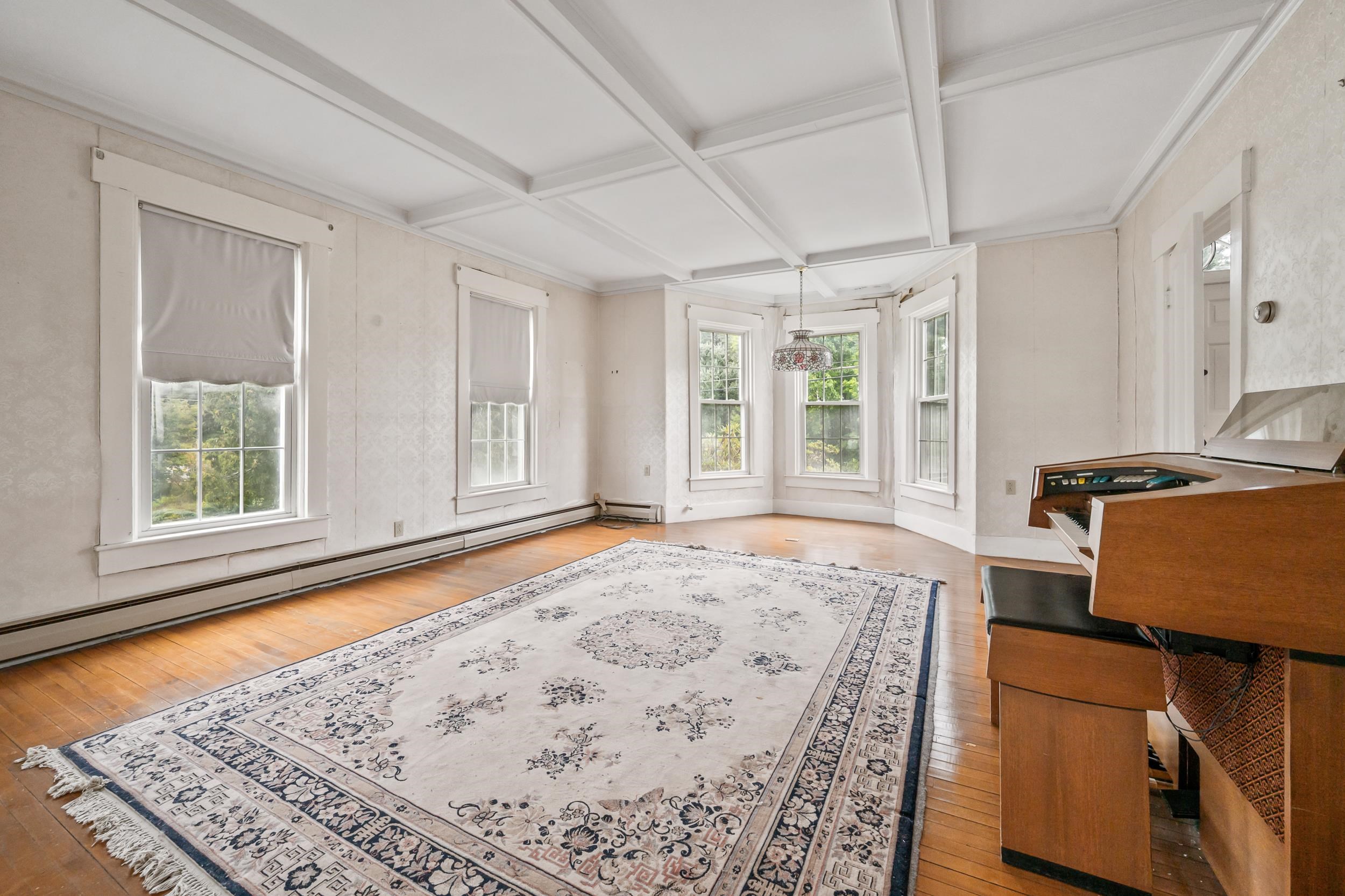 74 Jefferson Road Whitefield, NH 03598 - Photo 9 of 60 Gallery Image 9
