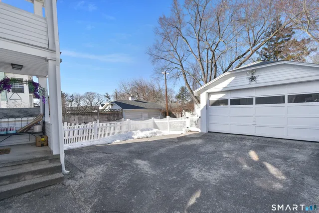 $300,000 | 35 School Street, Torrington, CT 06790