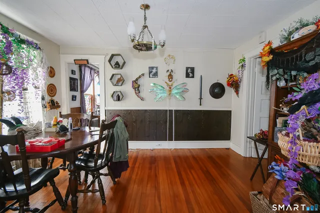 $300,000 | 35 School Street, Torrington, CT 06790