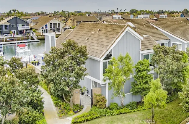 $3,058,000 | 16143 St Croix Circle, Huntington Beach, CA 92649