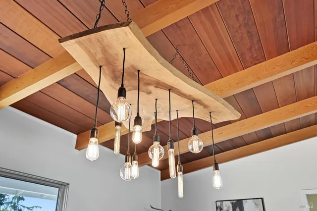 $1,199,000 | 9 Arlene Court, Petaluma, CA 94952