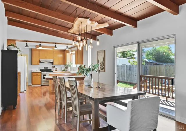 $1,199,000 | 9 Arlene Court, Petaluma, CA 94952