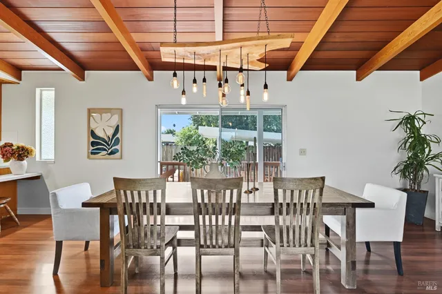 $1,199,000 | 9 Arlene Court, Petaluma, CA 94952