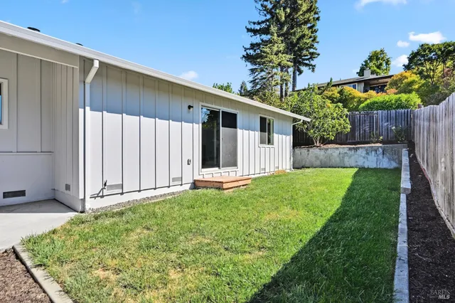 $1,199,000 | 9 Arlene Court, Petaluma, CA 94952