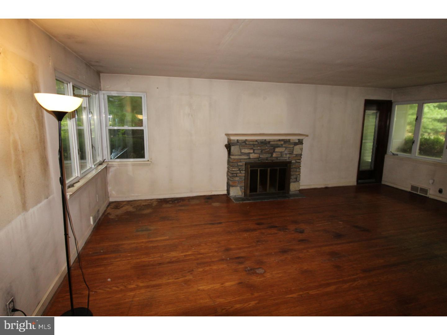 2365 Terwood Road Huntingdon Valley, PA 19006 - Photo 12 of 23 Gallery Image 12