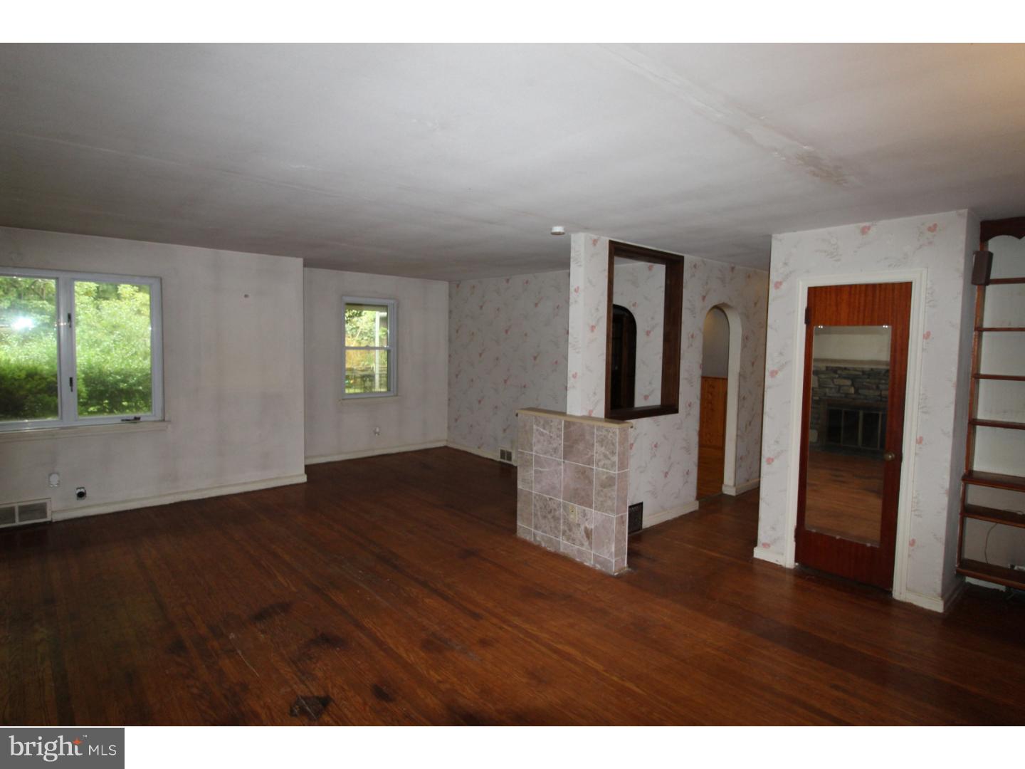 2365 Terwood Road Huntingdon Valley, PA 19006 - Photo 13 of 23 Gallery Image 13